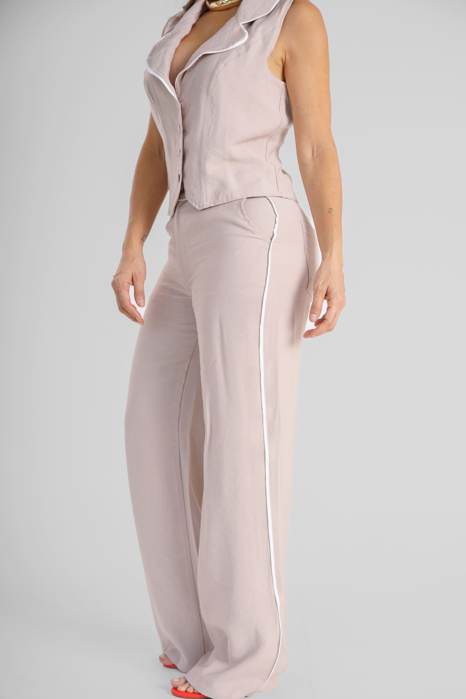 White shirt for women - April