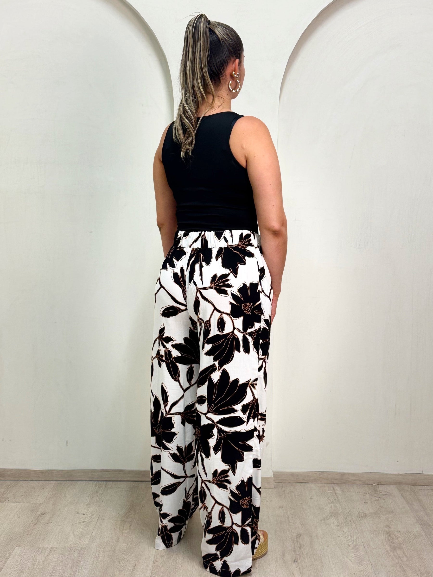 Pantalón estampado de moda